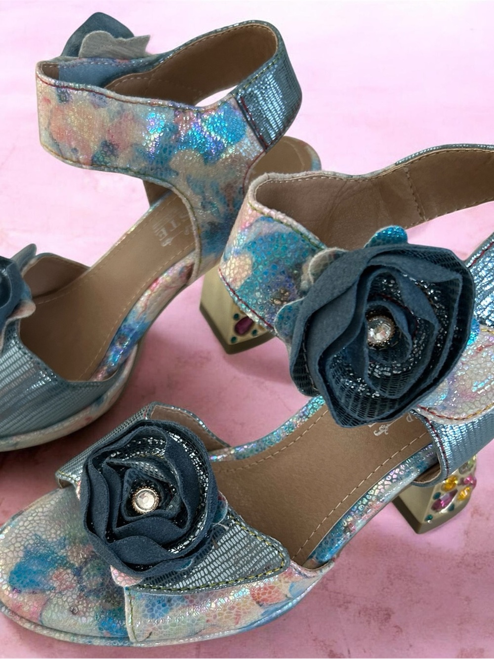 L'Artiste Girls' Blue Floral Glitter Heels with Decorative Flower